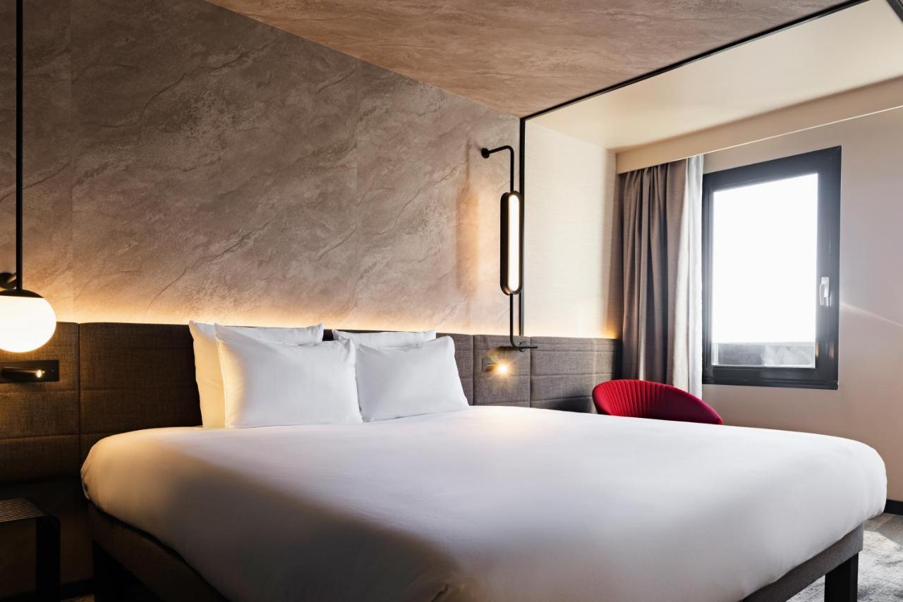 Novotel Paris Suresnes Longchamp Экстерьер фото