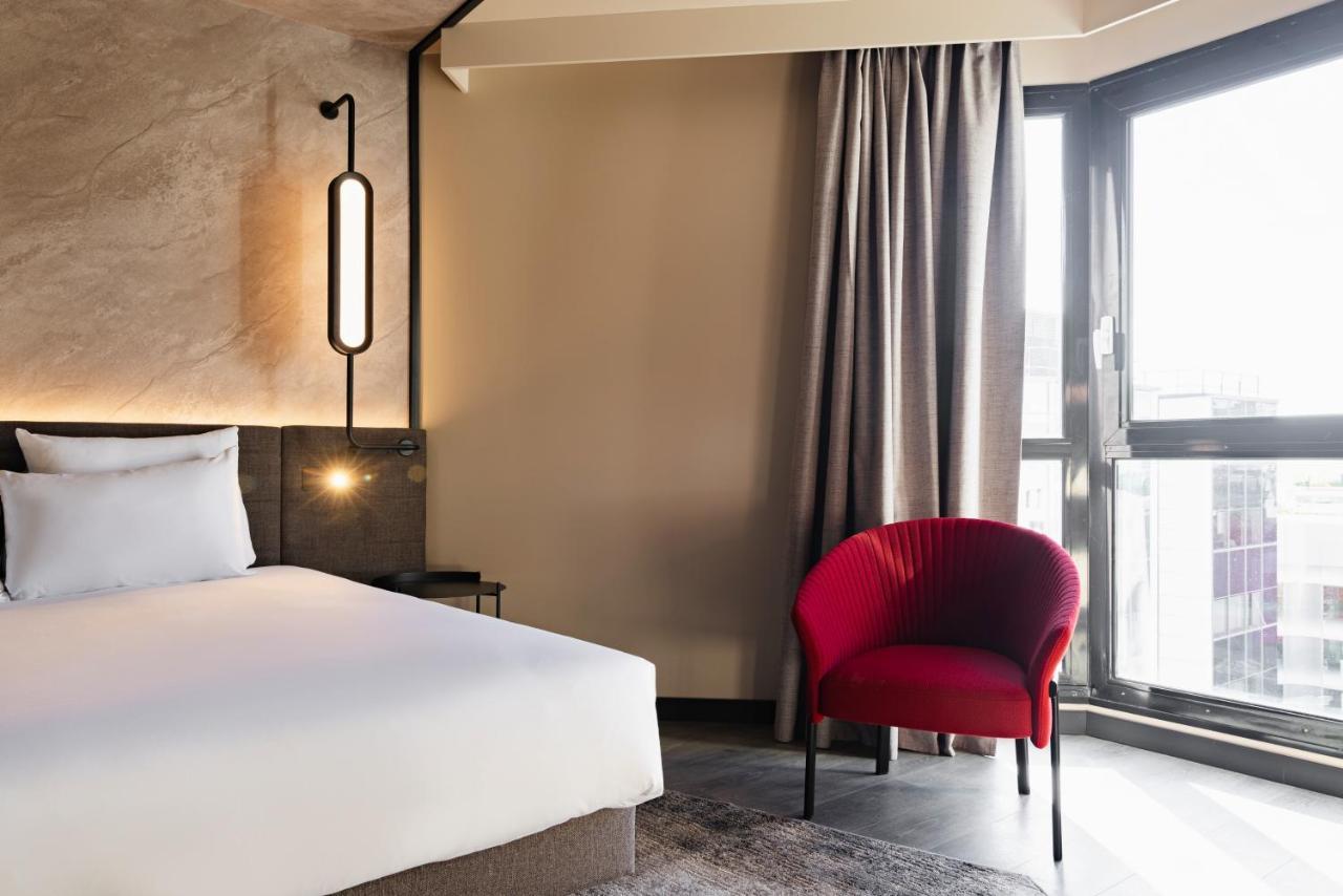 Novotel Paris Suresnes Longchamp Экстерьер фото