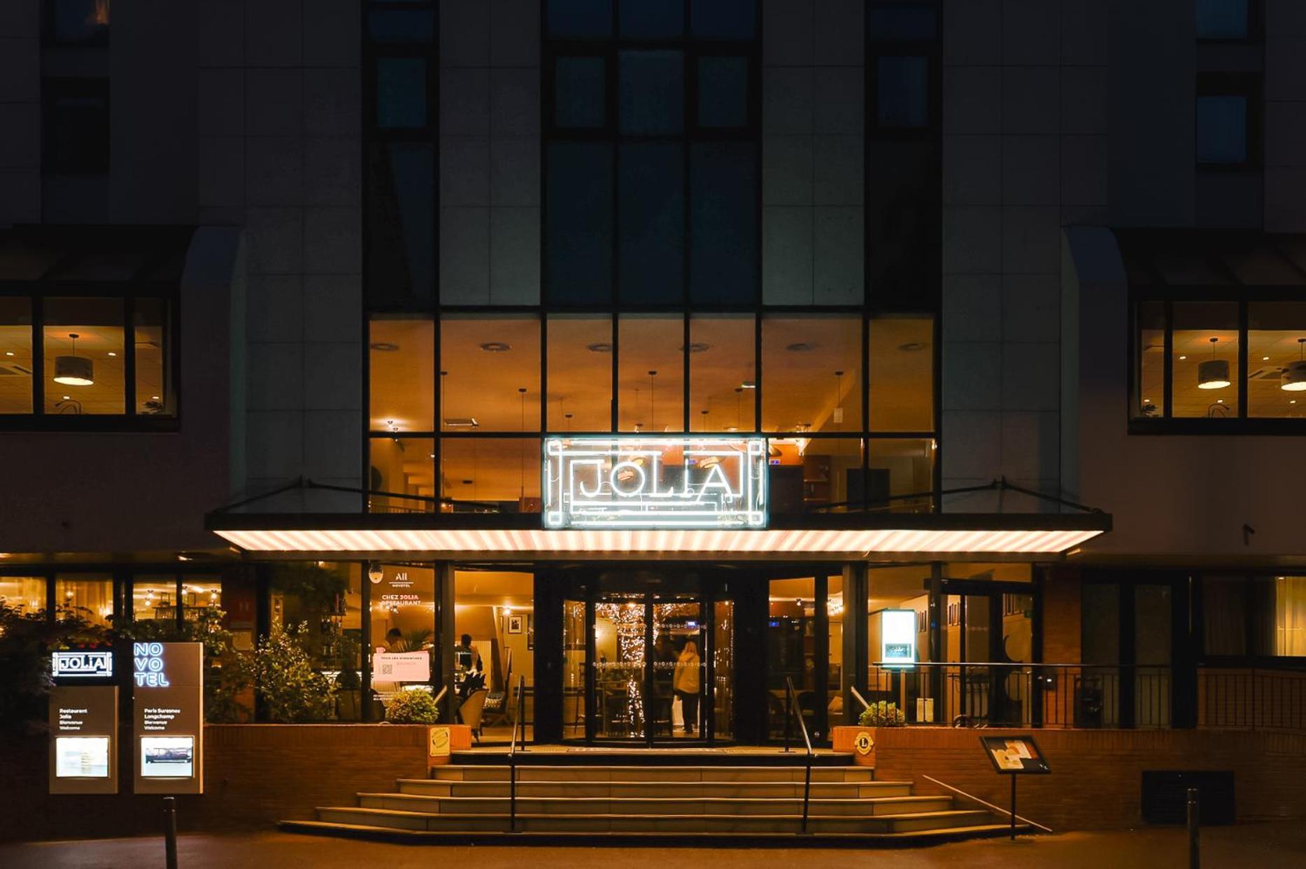 Novotel Paris Suresnes Longchamp Экстерьер фото