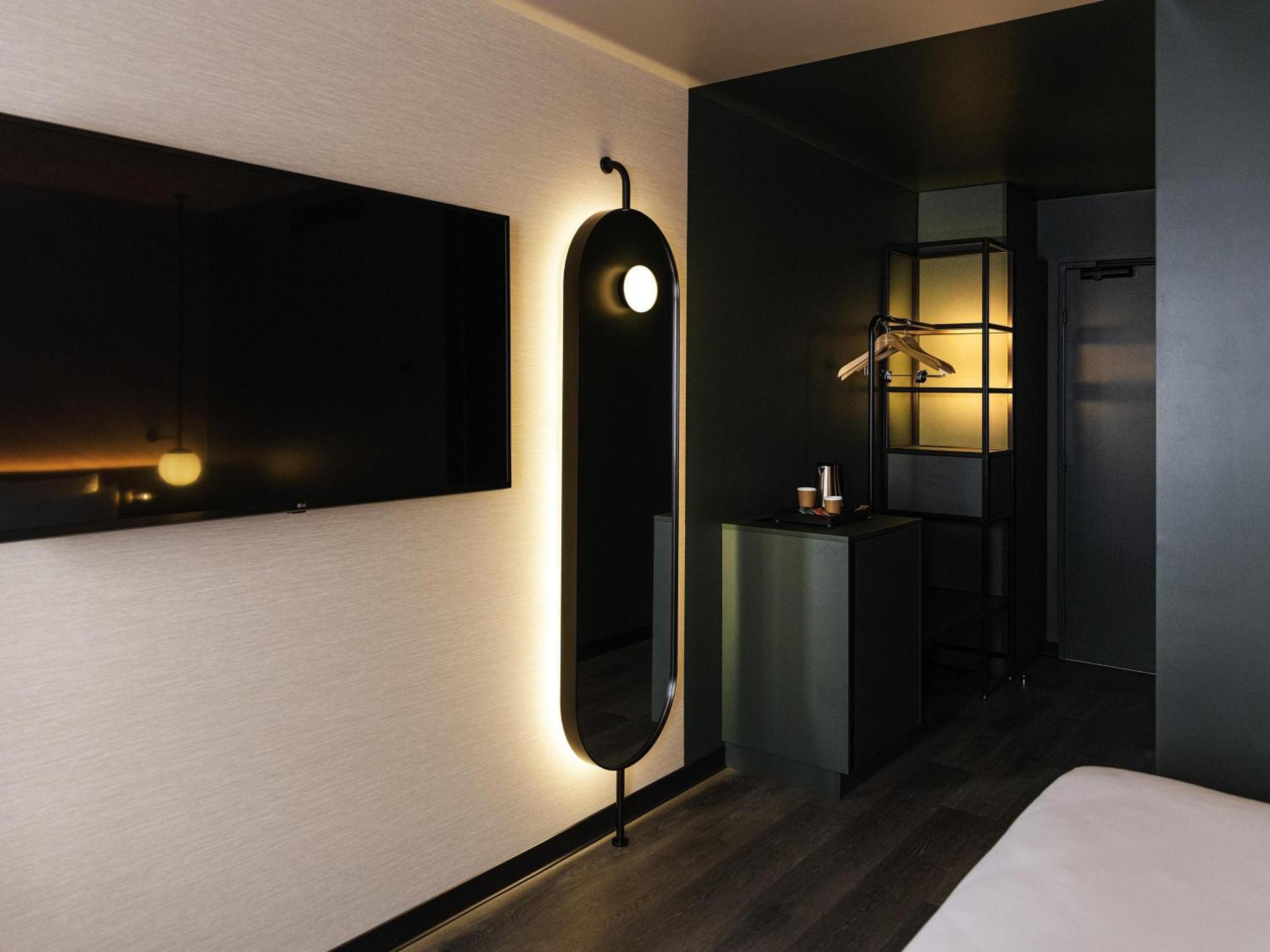 Novotel Paris Suresnes Longchamp Экстерьер фото