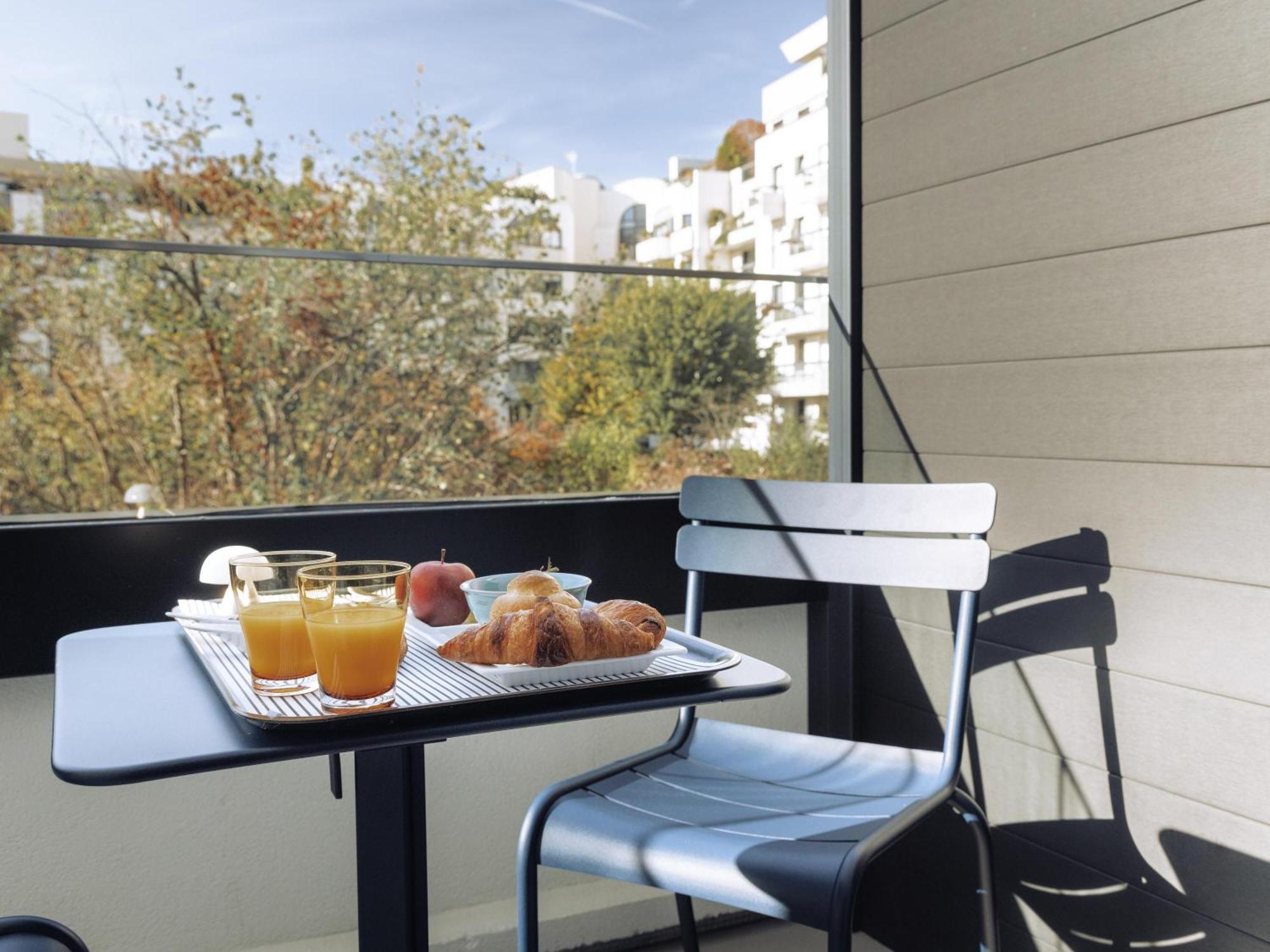 Novotel Paris Suresnes Longchamp Экстерьер фото