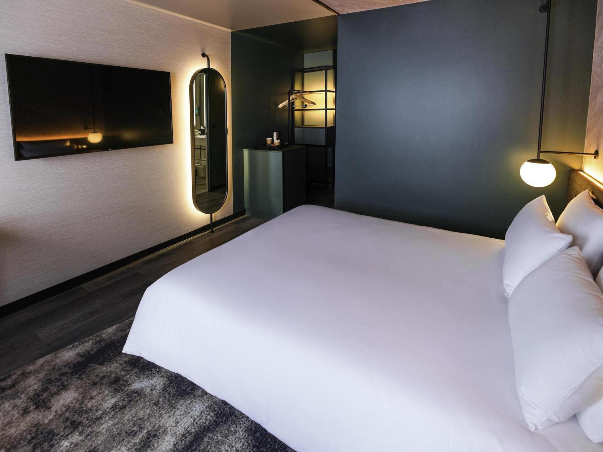 Novotel Paris Suresnes Longchamp Экстерьер фото